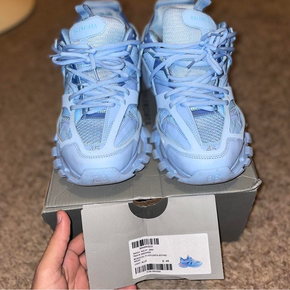 balenciaga track leds